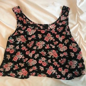 Floral cropped blouse